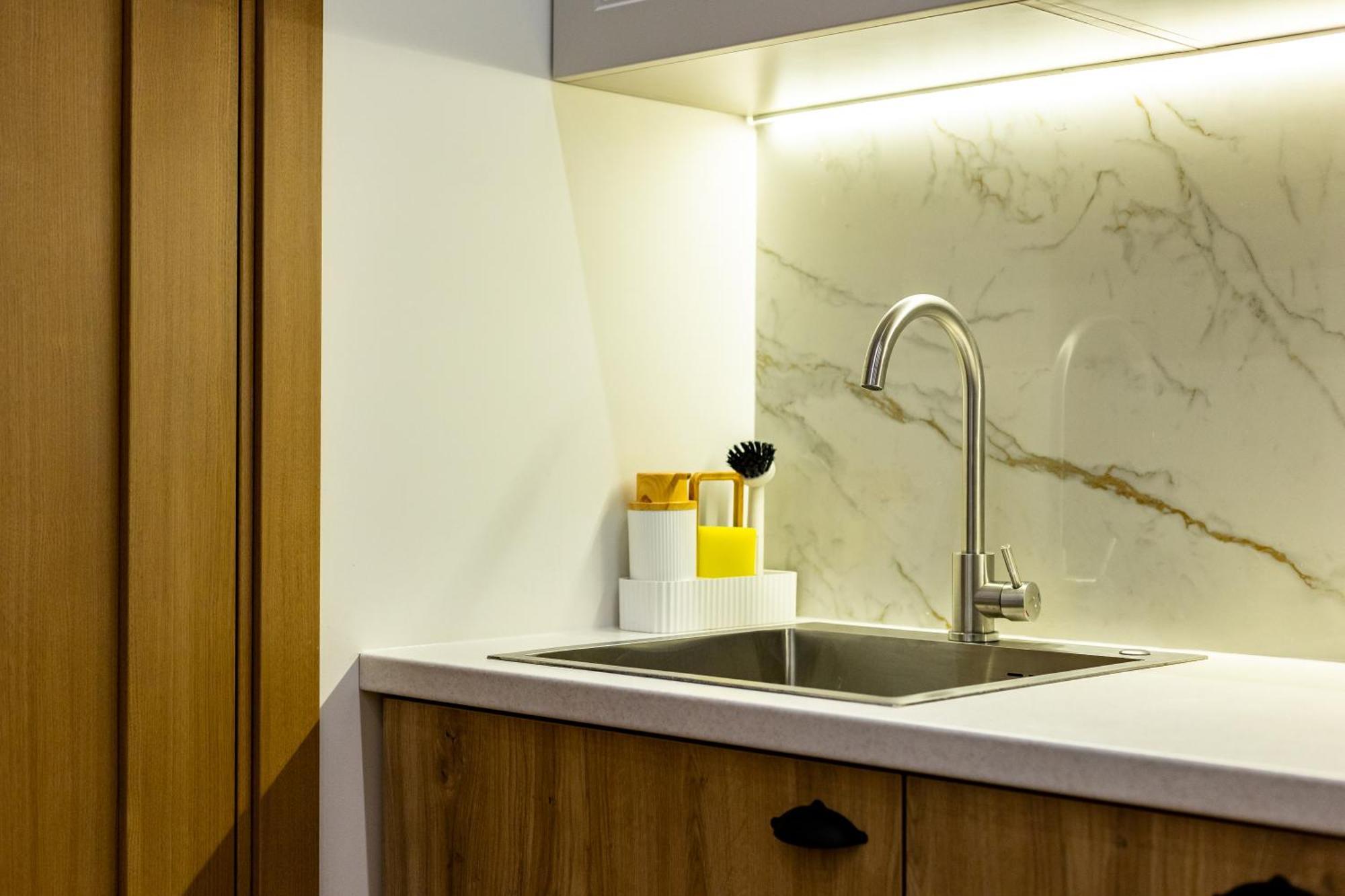 Doroshenka Premium Apartments Lviv Luaran gambar